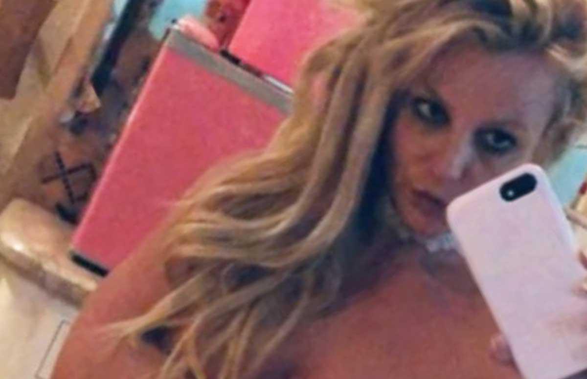 Britney Spears deelt poedelnaakte selfie: «Vrijheid voelde nooit zo goed» -  Metrotime